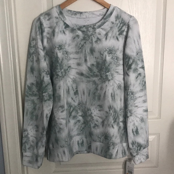 GAIAM Tops - NWT Gaiam tye die sweatshirt